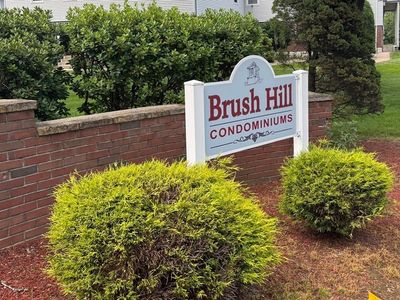 80 Brush Hill Ave APT 19, West Springfield, MA, 01089