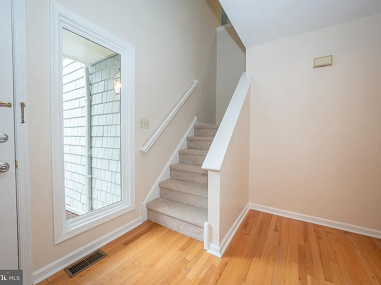 16 W Harrison Rd #16 — Photo 8