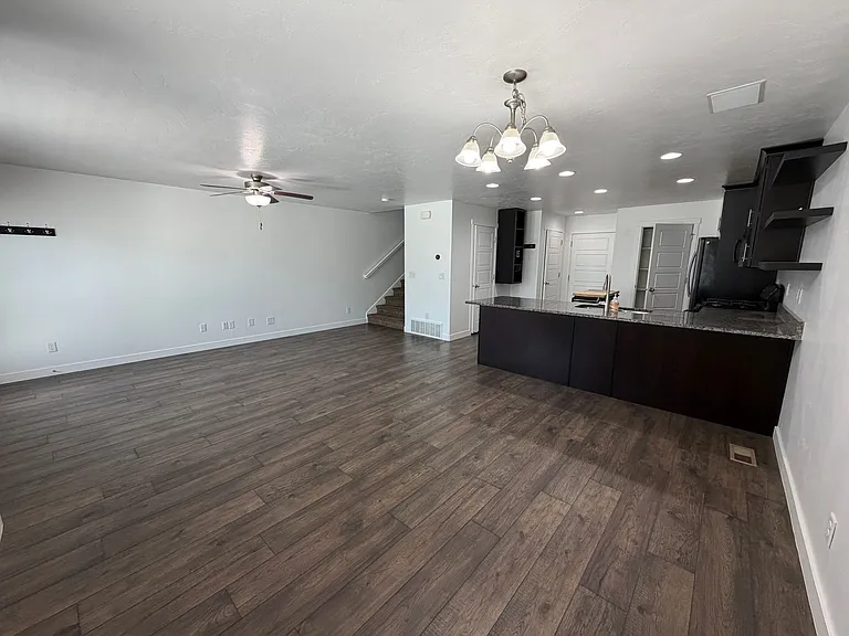 12558 S 1300 W — Photo 3
