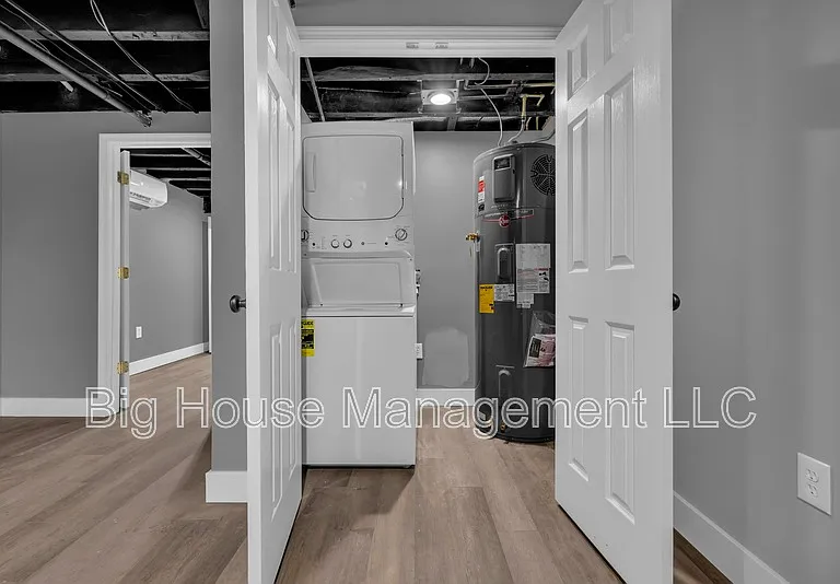339 E 25th St #1 — Photo 25