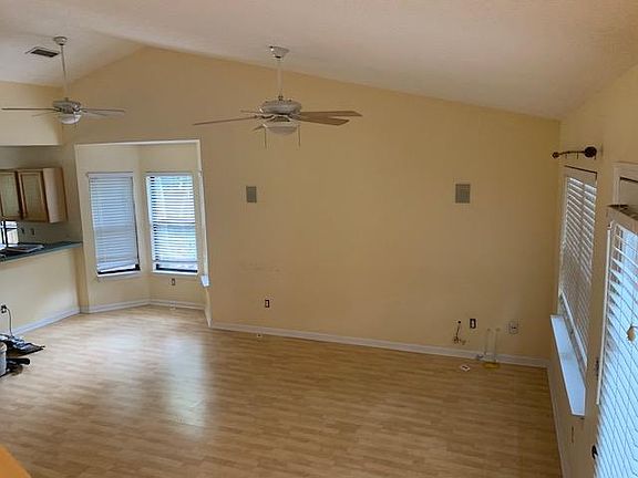 2nd image of 422 Ocean Dr