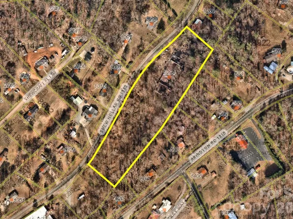 1294 Shew Hollar Rd, Lenoir, NC 28645