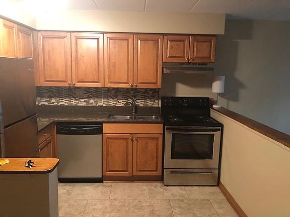 2nd image of 109 S Elmwood Ave APT 15