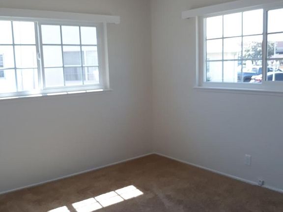 5th image of 11114 Maidstone Ave