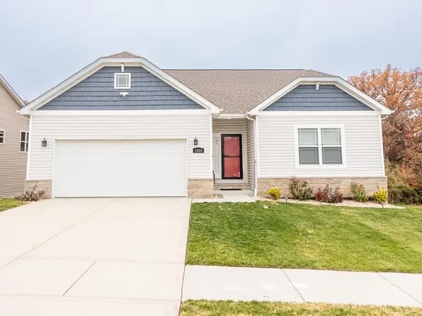 1421 Fairwood Dr, Belleville, IL 62220