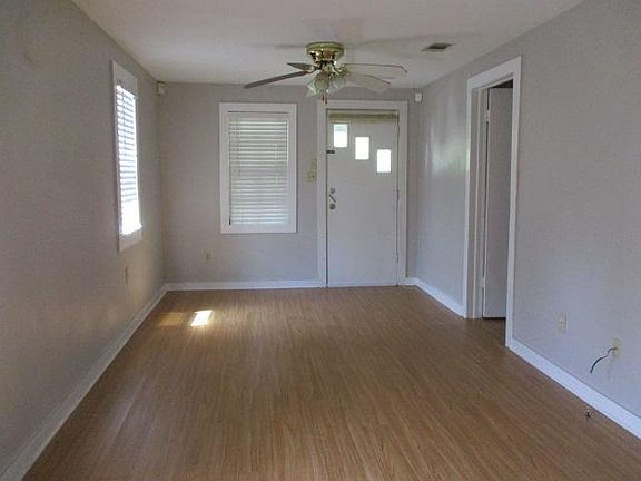5th image of 2219 Holton St