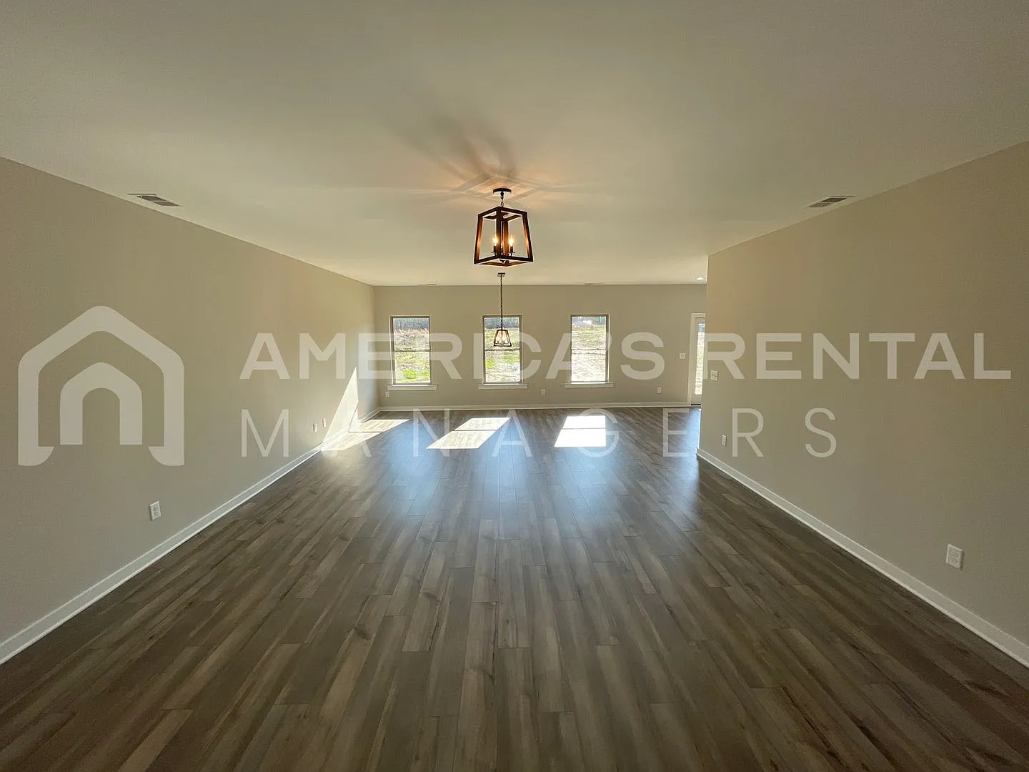 Home for Rent in Jasper, AL Available to View with 48 Hour Notice — Photo 4