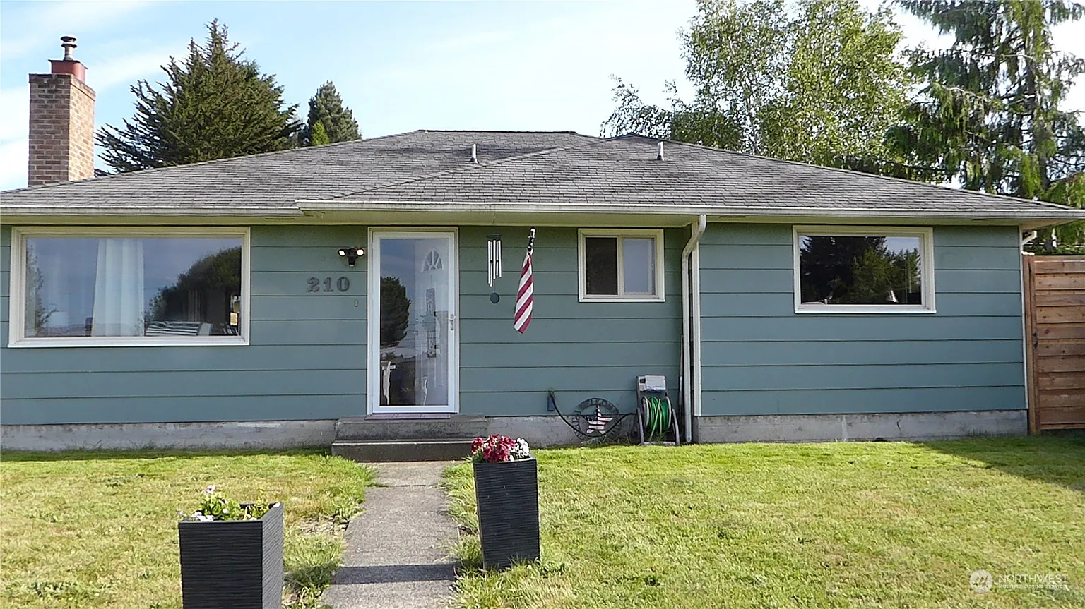 210 E Orcas Street photo 1