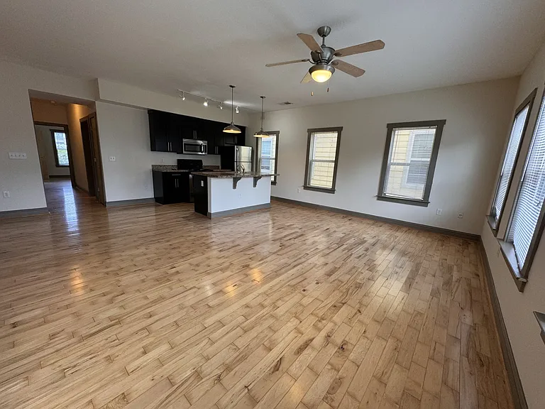 1319 McDonough St #B — Photo 4