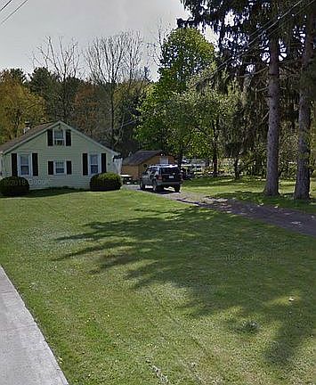 3rd image of 425 Norris Ave