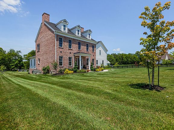 2nd image of 2114 Southern Preserve Ln