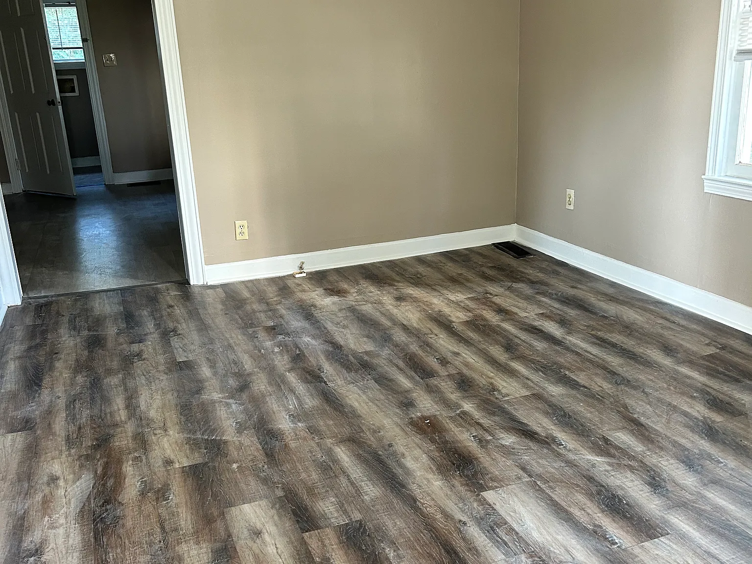 2 bed, 774 sqft, $1,100 — Photo 3