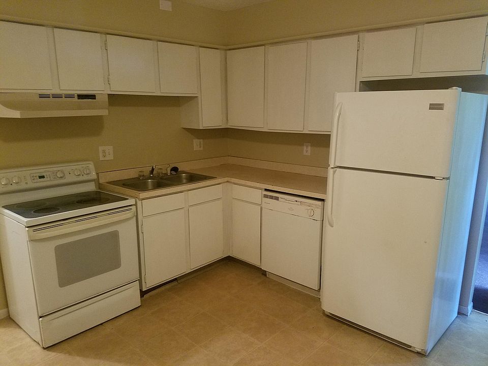 2nd image of 2740 Charles Dr