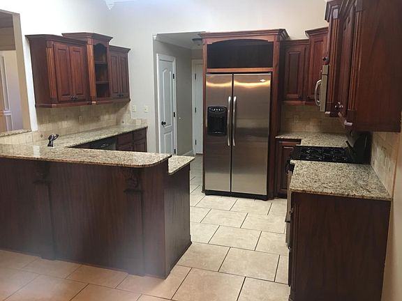 5th image of 305 Antietam Dr