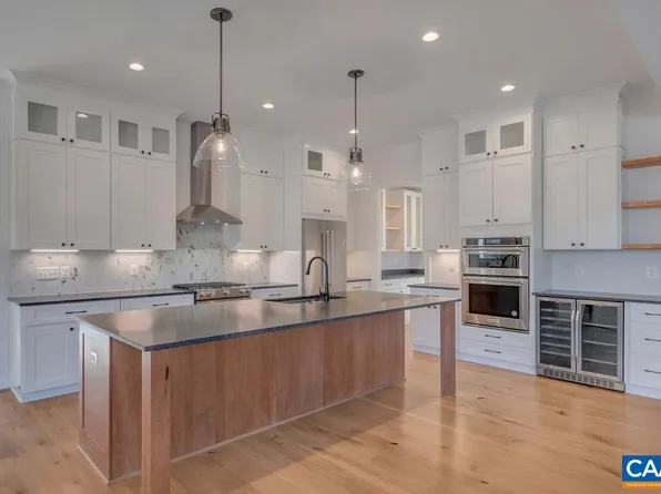 6105 Rothwell Ln, Crozet, VA 22932
