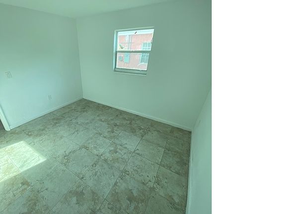 4th image of 1277 NW 58th St #1