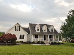 201 Vista Rdg, Radford, VA 24141