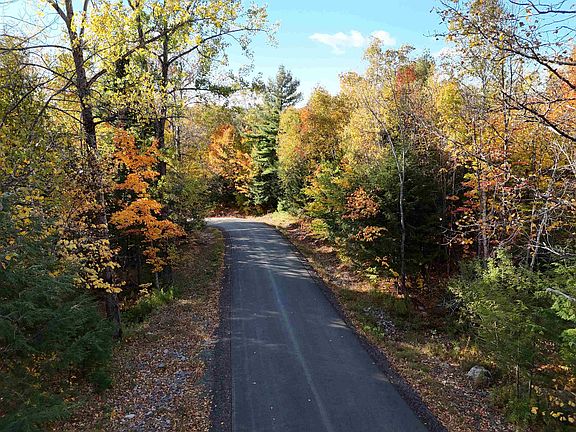 4th image of 71 Overlook Lane