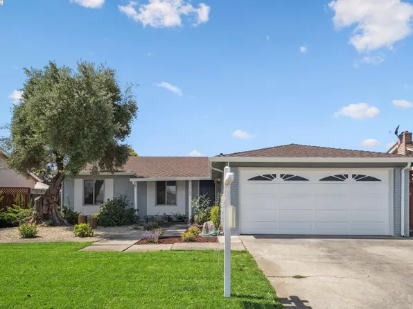 34709 Clover St, Union City, CA 94587
