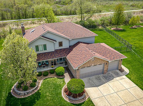 2nd image of 21472 English Cir