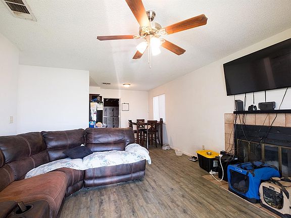 5th image of 938 Lakewood Dr