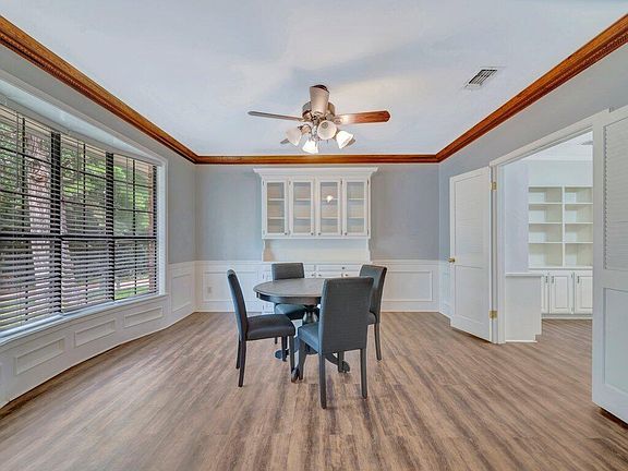 3rd image of 3602 Kings Row Dr