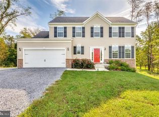 512 Nestle Quarry Rd, Falling Waters, WV 25419