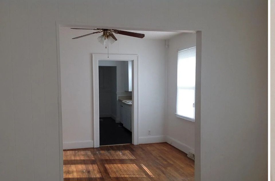 2nd image of 716 Orchard St