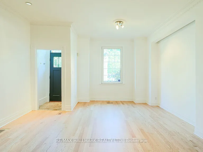 101 Pears Ave — Photo 4