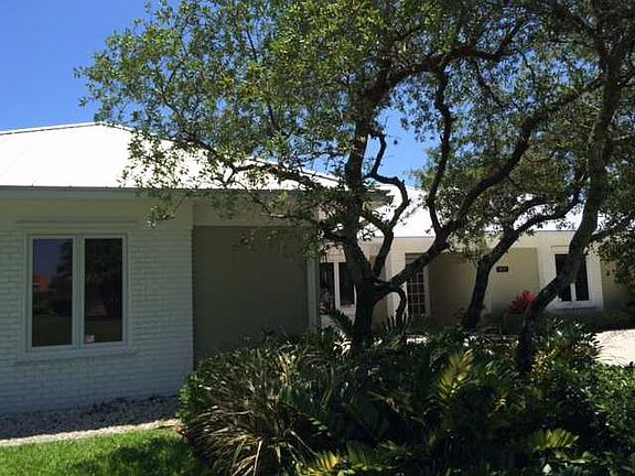2nd image of 8373 SE Woodcrest Pl