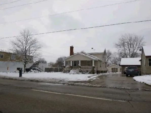 70 N Tuscola Rd, Bay City, MI 48708