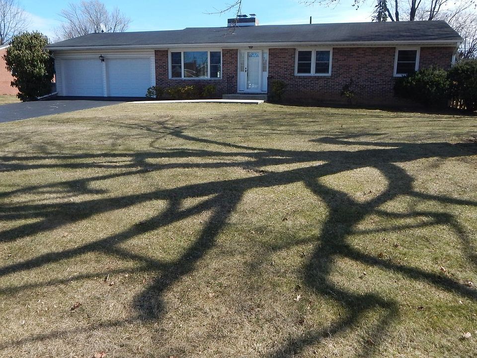 1st image of 13601 Dixie Dr