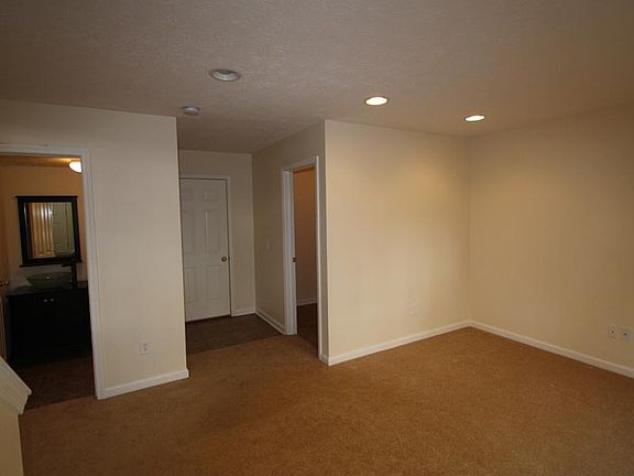 2nd image of 9540 Oakley Dr
