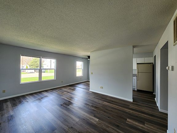 3rd image of 574 N Cedar St APT 3