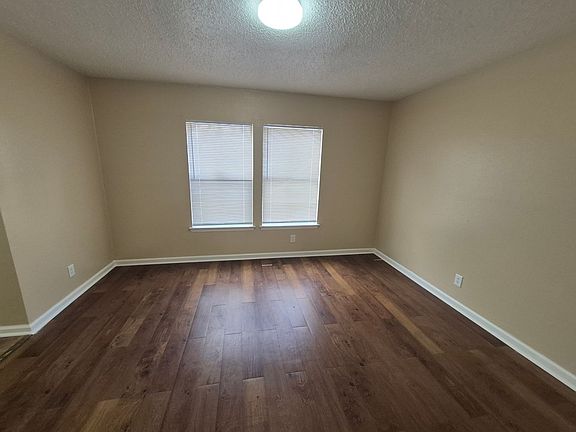 5th image of 7902 Corum Trail Dr