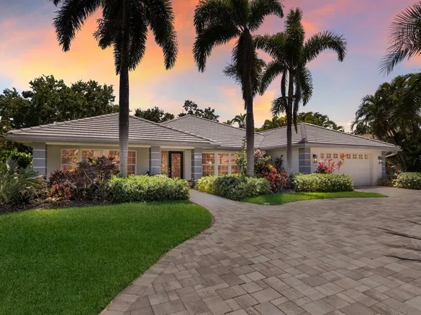 1780 Pine Harrier Cir, Sarasota, FL 34231