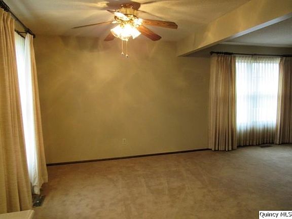5th image of 3436-3438 S Glendale Dr