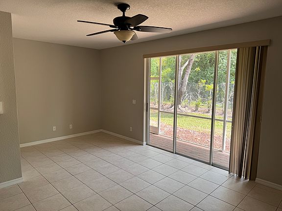 3rd image of 3385 Antica St