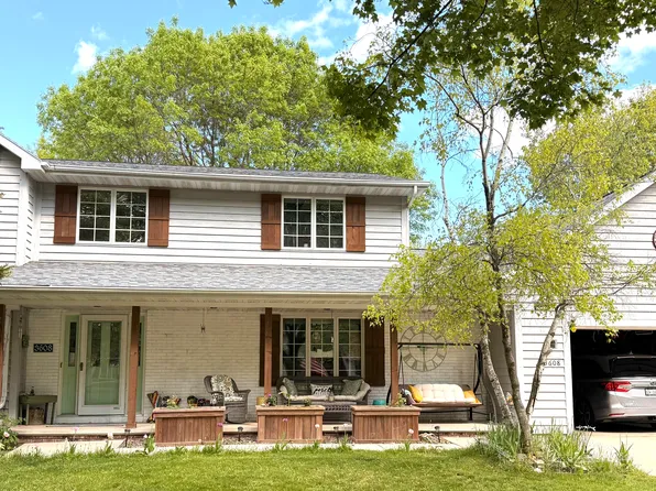 3608 N Winterset Dr, Appleton, WI 54911