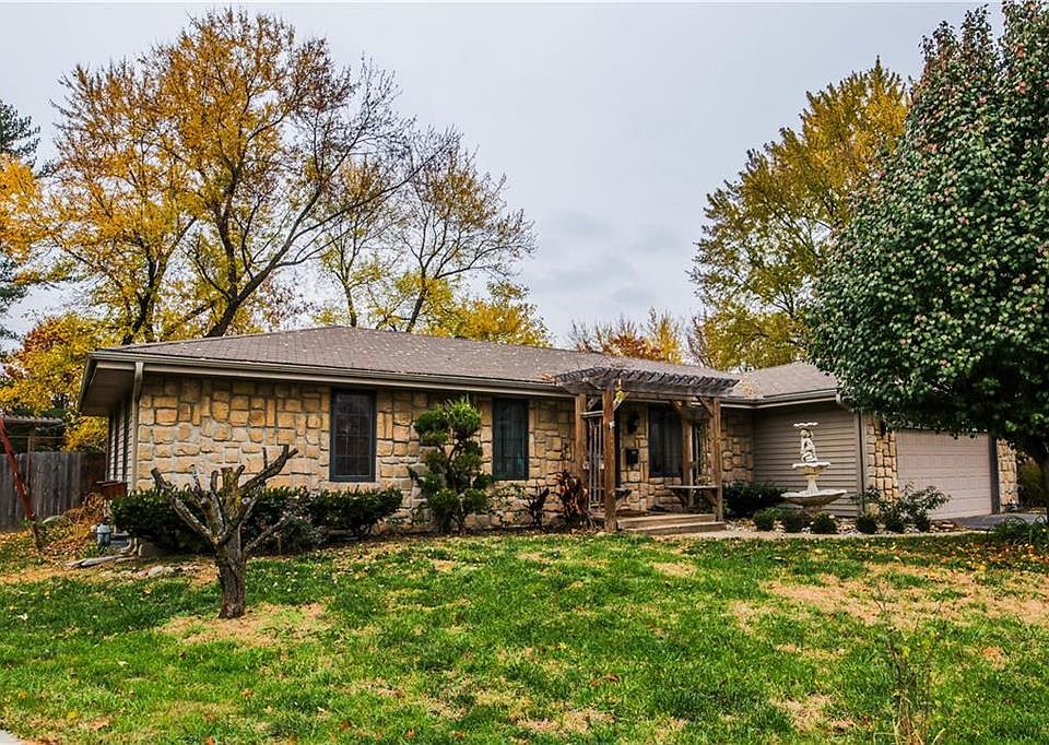 1st image of 3914 N Denver Ct