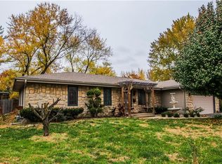 3914 N Denver Ct, Kansas City, MO 64117