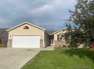 1621 Ragtime Dr, Cheyenne, WY 82007