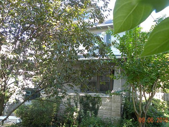 2nd image of 201 Washington Ave