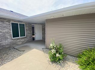 4228 Mallard Pl SE, Rochester, MN 55904