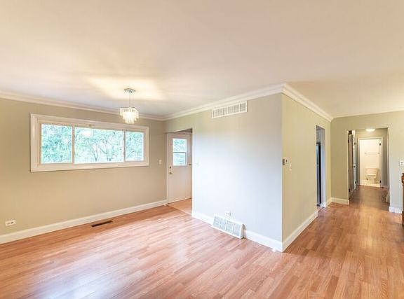 5th image of 8128 Carolwood Ln