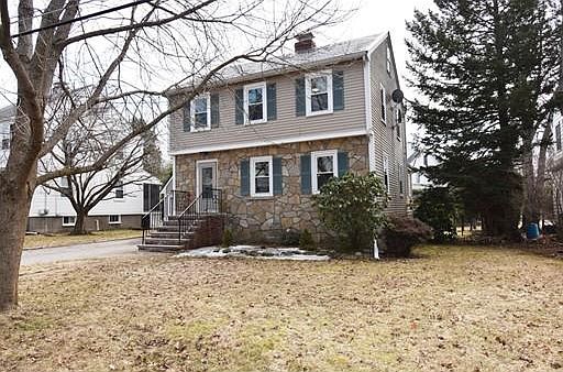 2nd image of 33 Mayfield Rd