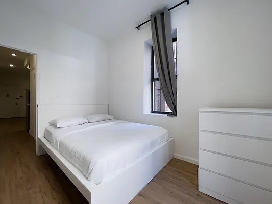 Rented by Property Link Mgmt, LLC | media 18