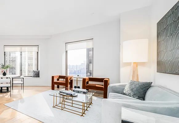 Sold by Platinum Properties | media 2