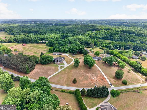3rd image of 675 Marshall Clark Rd