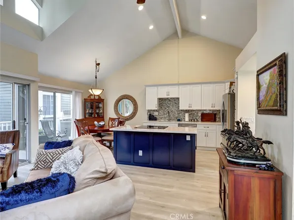 782 Wesleyan Bay, Costa Mesa, CA 92626